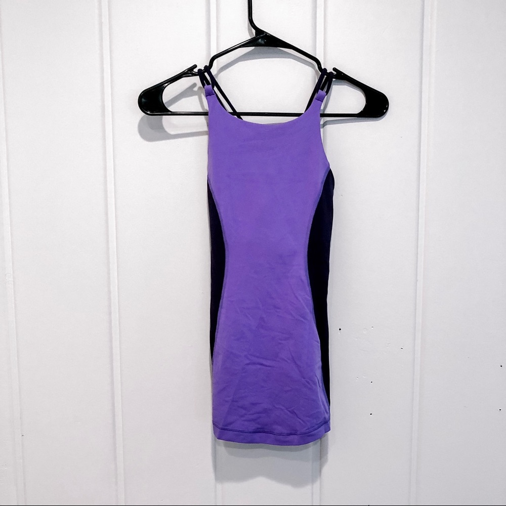 Cute lululemon too